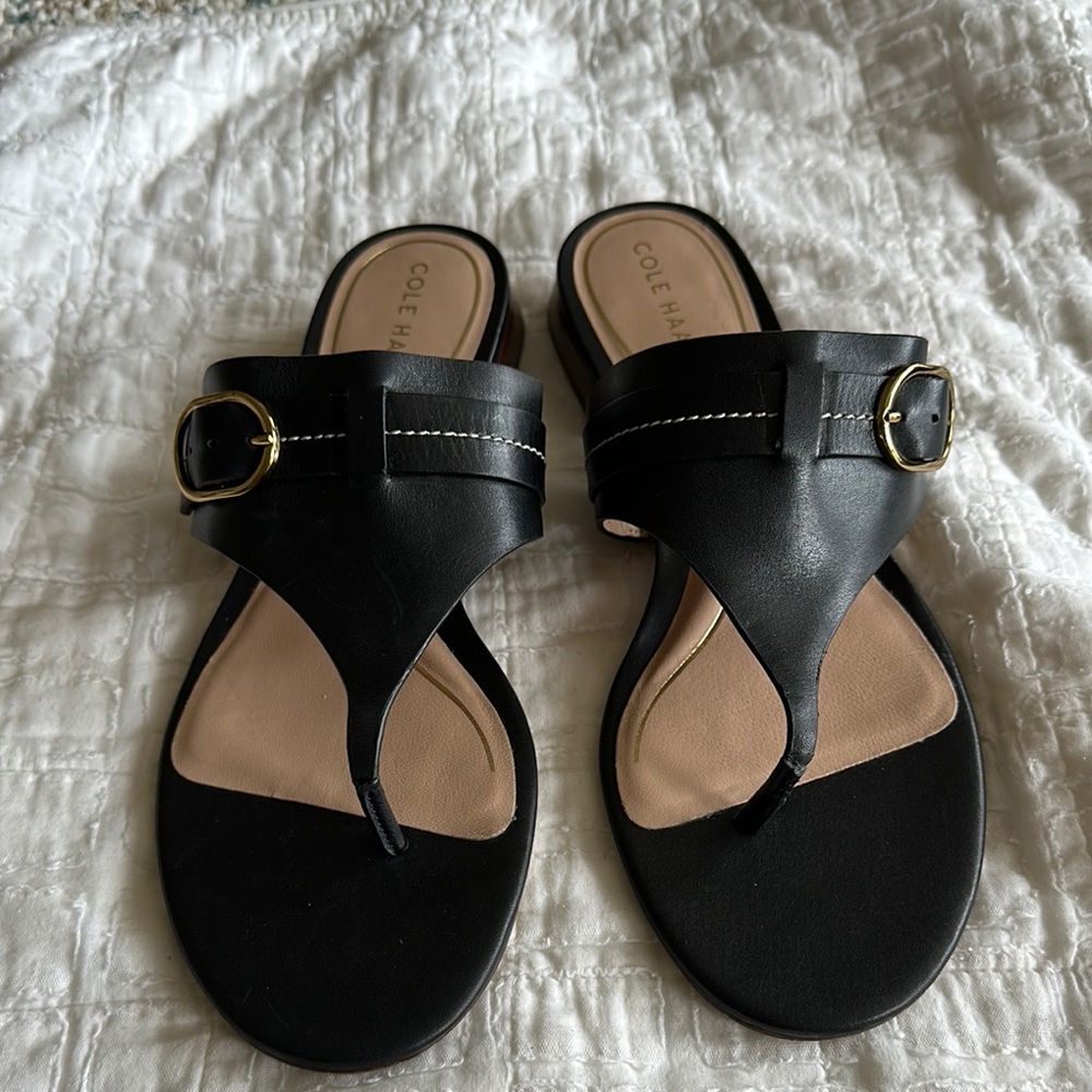 Cole Haan Black Sandals Classic Slip-On Style leather size 11